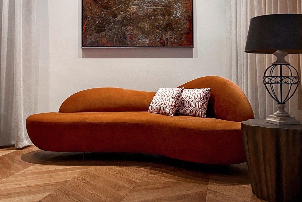 sofa-exclusive-luxurious-elegant-organic-velvety-orange-nuance-gansk-4-2029-1000-1000-100