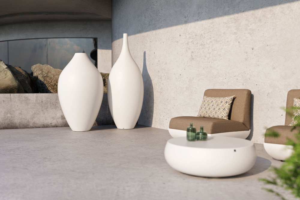 tall-vases-outdoor-terrace-pool-garden-elegant-modern-white-gentle-nobel-gansk-0